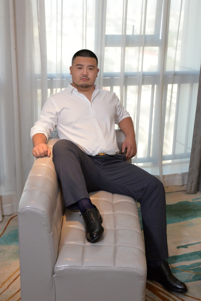 ����׳��SPA